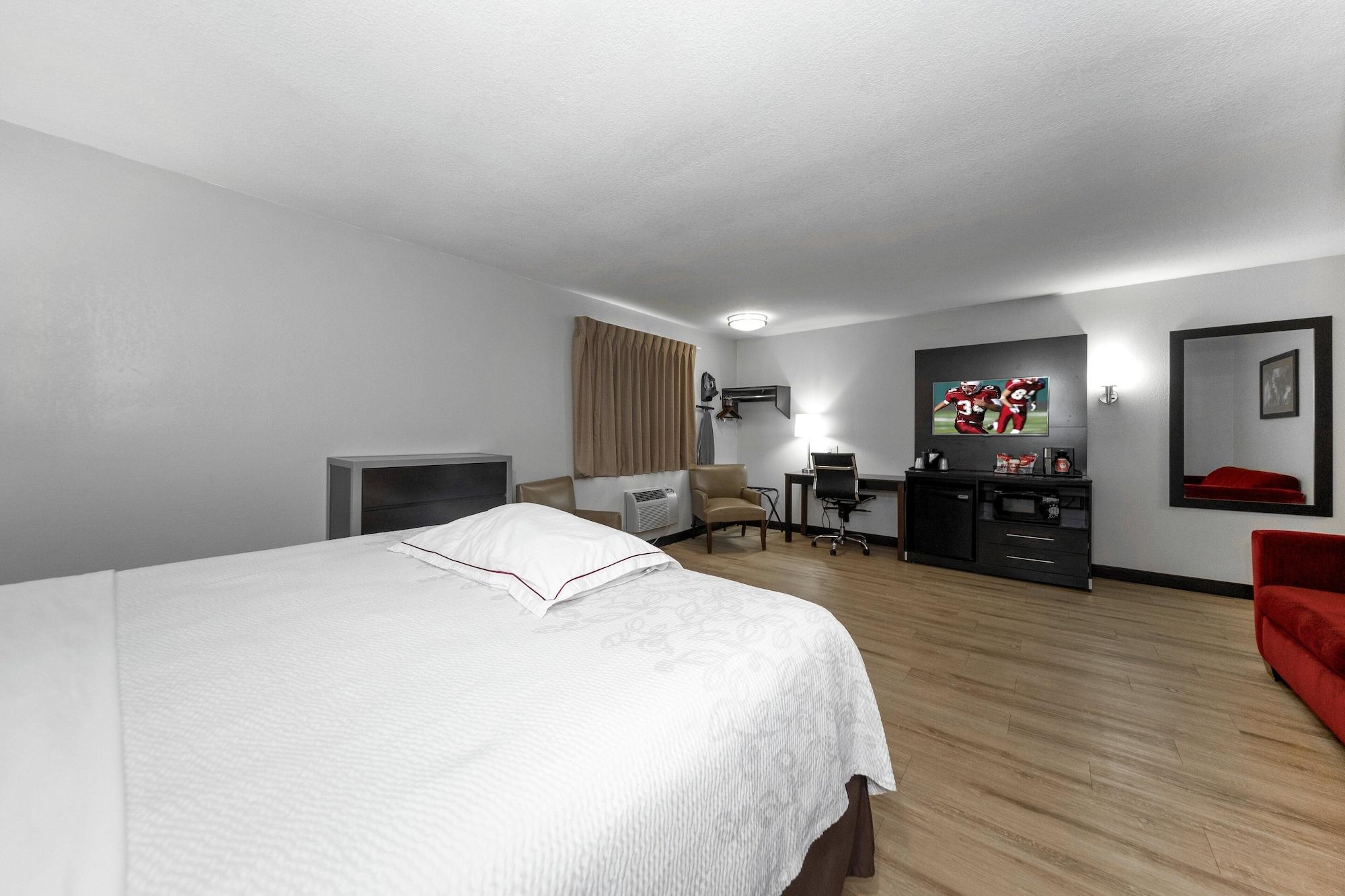 เรด รูฟ พลัส+ ฮันต์สวิลล์ Hotel ภายนอก รูปภาพ